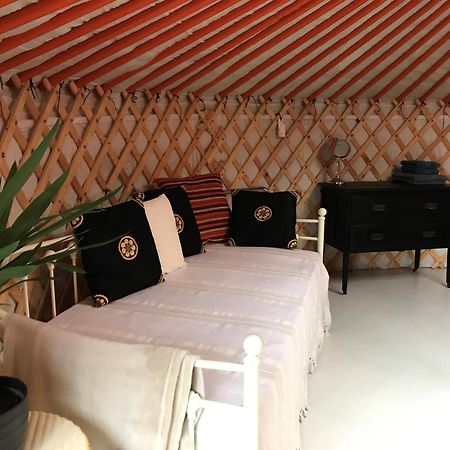 Gilfach Gower Farm Luxury Yurt With Hot Tub Hotel Аманфорд Екстериор снимка
