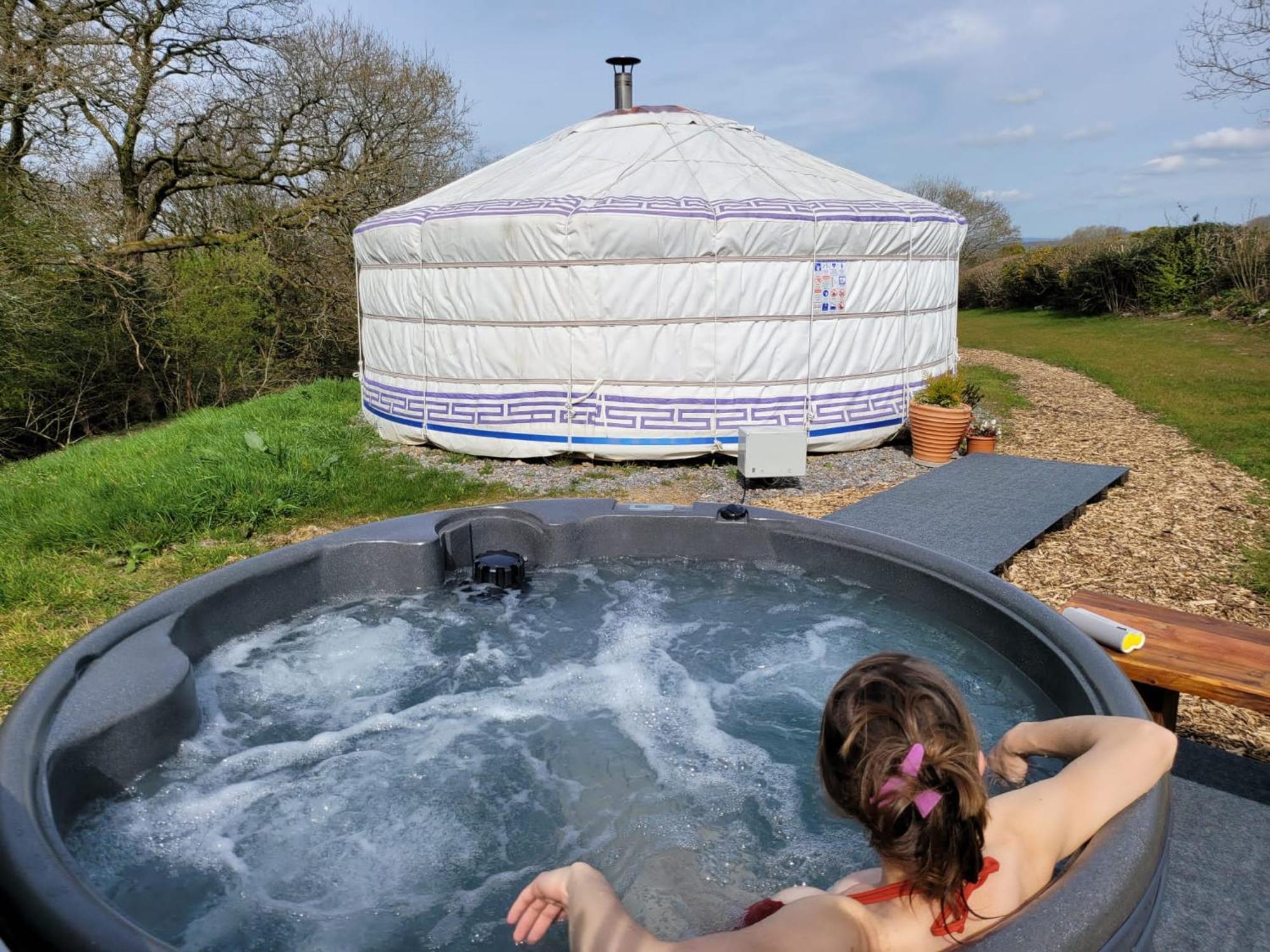 Gilfach Gower Farm Luxury Yurt With Hot Tub Hotel Аманфорд Екстериор снимка