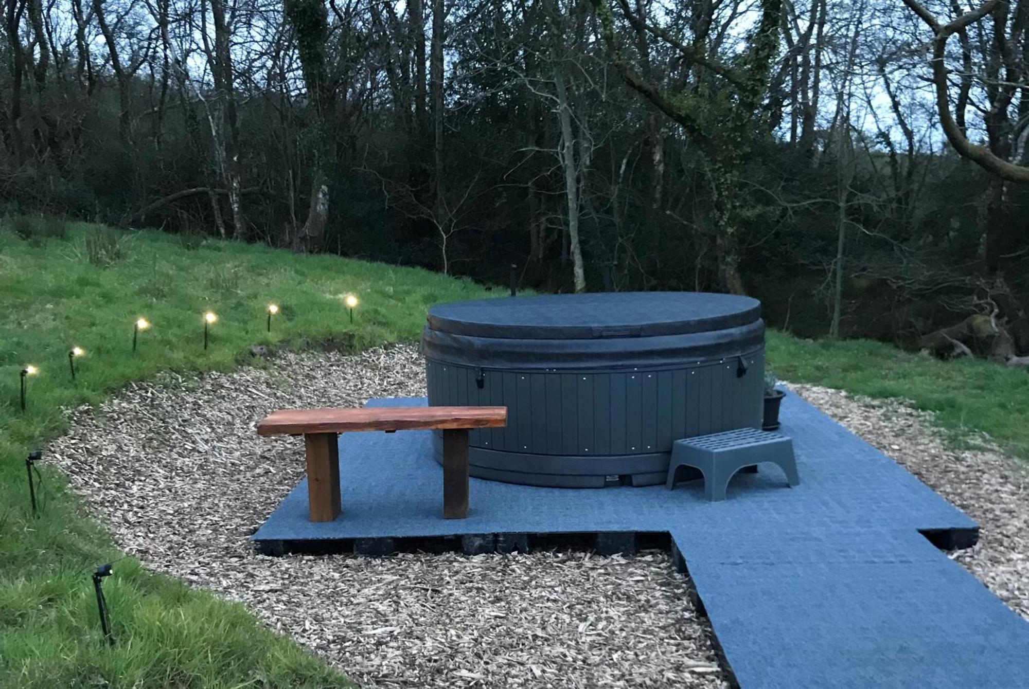 Gilfach Gower Farm Luxury Yurt With Hot Tub Hotel Аманфорд Екстериор снимка