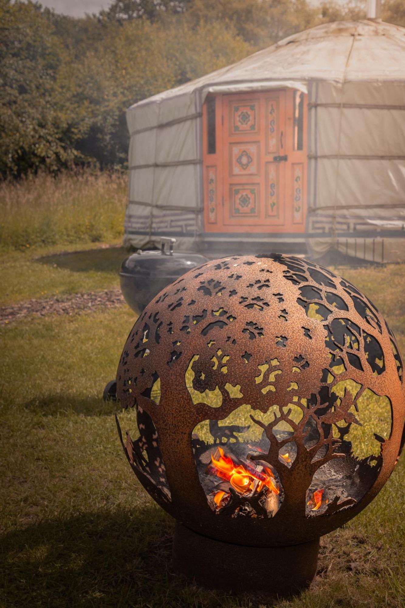 Gilfach Gower Farm Luxury Yurt With Hot Tub Hotel Аманфорд Екстериор снимка